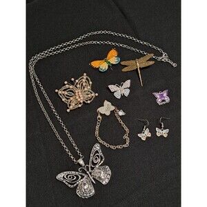 Butterfly & Dragonfly Jewelry Lot 8 Pieces Necklace Earrings Bracelet Brooches
